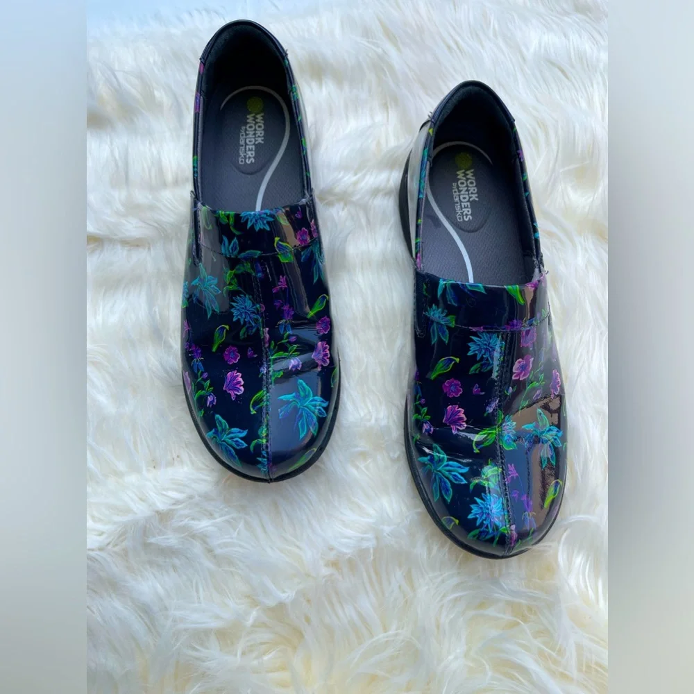 NEW Women’s Dansko Clogs, Botanical Patent, Size 39 - Picture 2 of 9